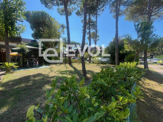 Casa in vendita a Lignano Riviera, Lignano Pineta