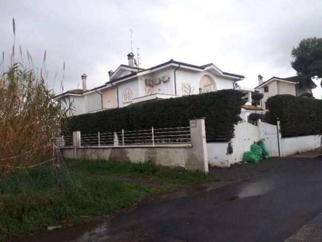 Casa in vendita a Fregene, Fiumicino