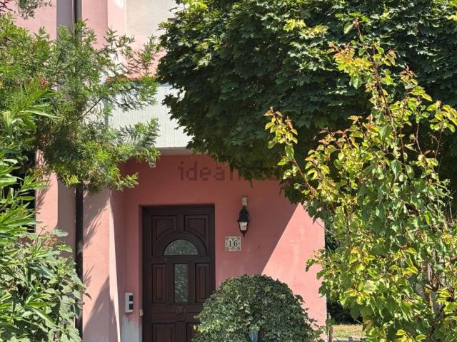 Casa in vendita a Fratta Polesine, Veneto