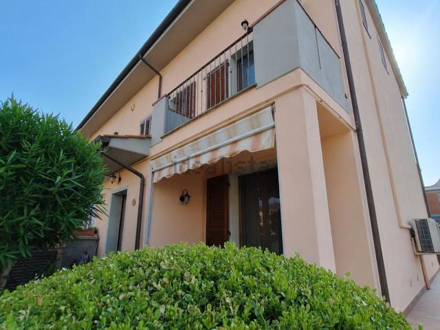 Casa in vendita a Calcinaia, Toscana