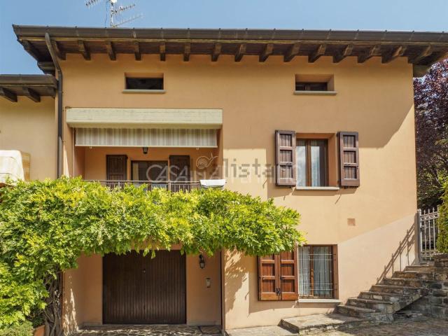 Casa in vendita a Casola, Montefiorino