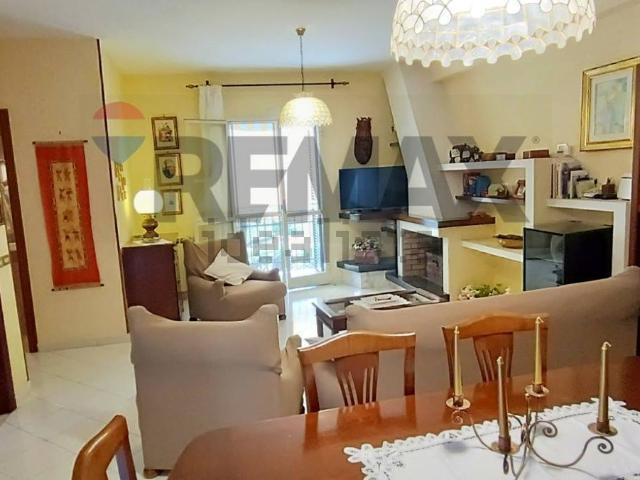 Casa in vendita a Simonelli, Minturno