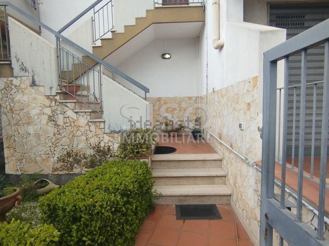 Casa in vendita a Aci Catena, Sicilia