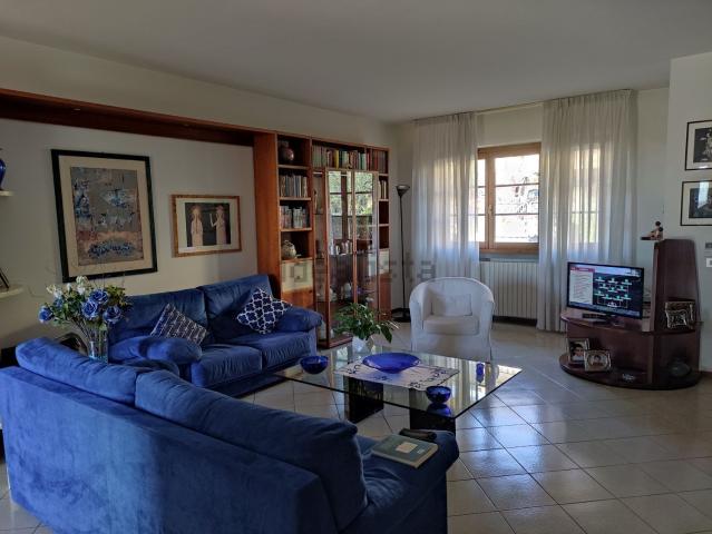 Casa in vendita a Monsummano Terme, Pistoia