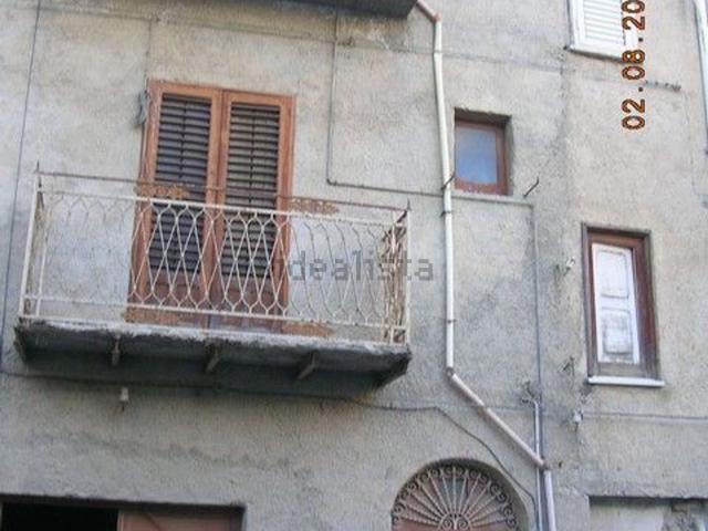Casa in vendita a Alessandria Della Rocca, Sicilia