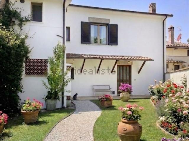 Casa in vendita a Cesi, Terni