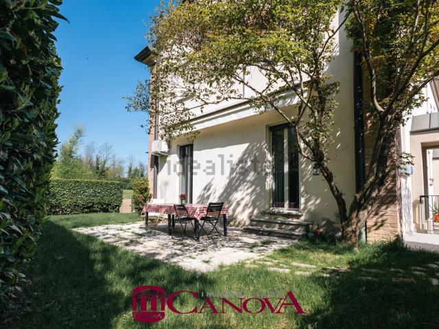 Casa in vendita a Cadorago, Lombardia