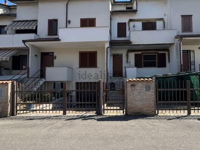 Casa in vendita a Casorate Primo, Pavia