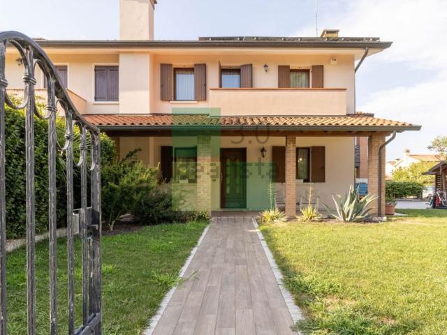 Casa in vendita a San Bartolomeo, Breda di Piave