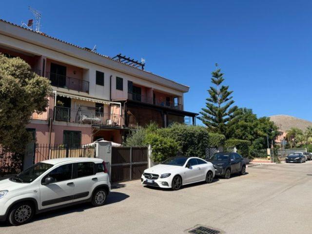 Casa in vendita a Zen, Palermo