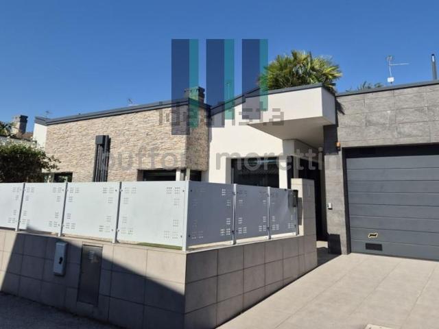 Casa in vendita a Borgo al Sole / Borc dal Soreli, Precenicco / Prissinins