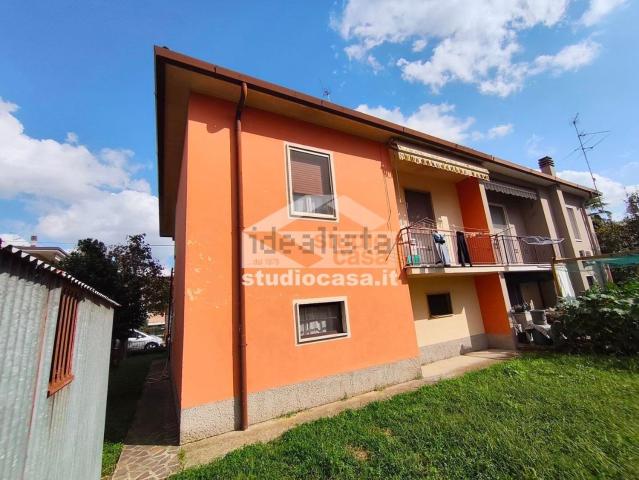 Casa in vendita a Castelleone, Cremona
