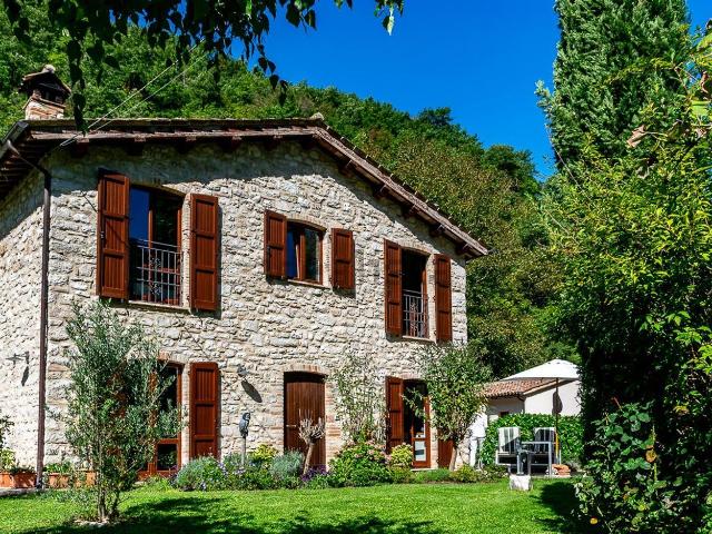 Casa in vendita a Marche, Macerata
