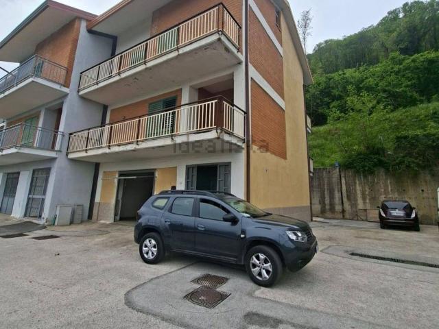 Casa in vendita a Capocastello, Mercogliano