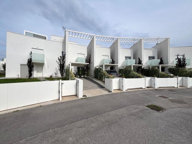 Casa in vendita a Lignano Pineta, Friuli-Venezia Giulia