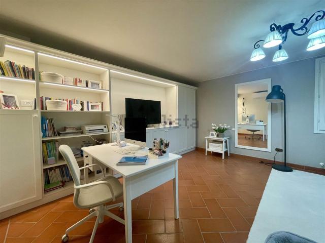 Casa in vendita a Riva di Bagnolo, Montemurlo