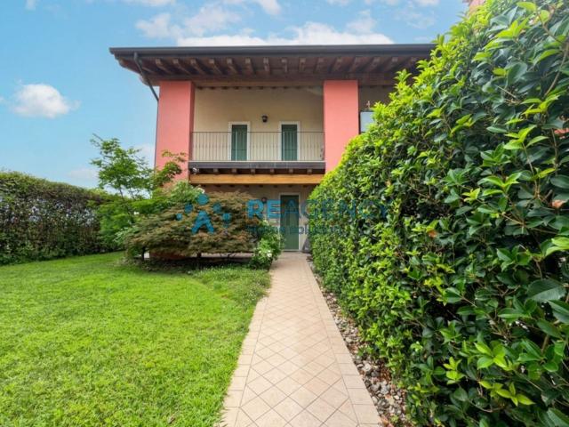 Casa in vendita a Sandrigo, Veneto