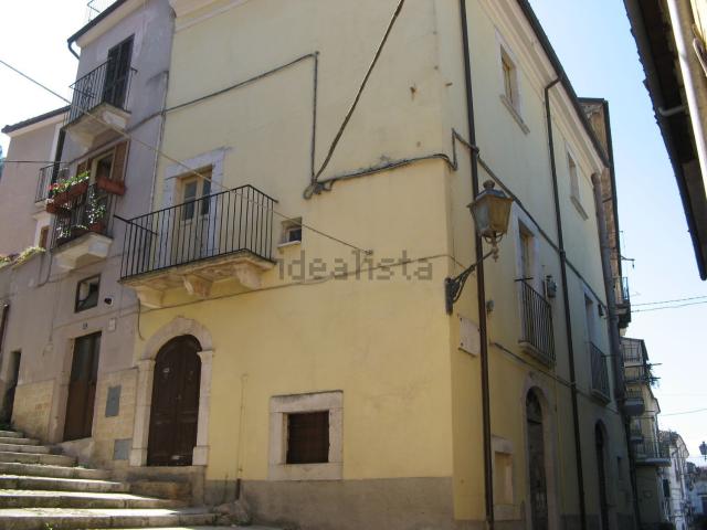 Casa in vendita a Popoli Terme, Pescara