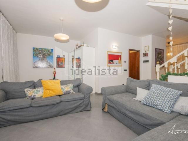Casa in vendita a Modena, Amendola