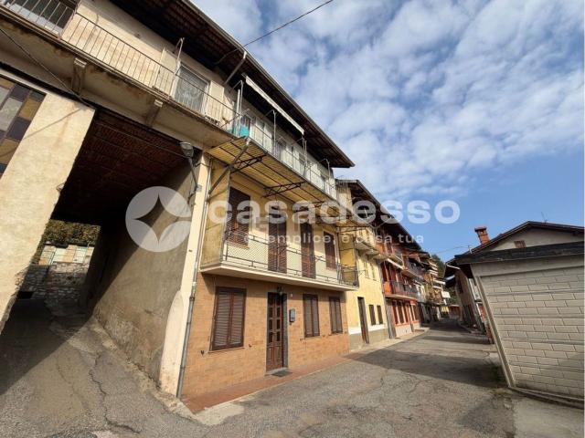 Casa in vendita a Valdilana, Piemonte