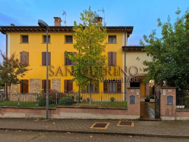 Casa in vendita a Unione dei comuni del Distretto Ceramico, Maranello