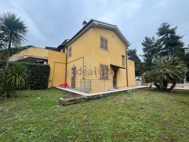 Casa in vendita a Marche, Ancona