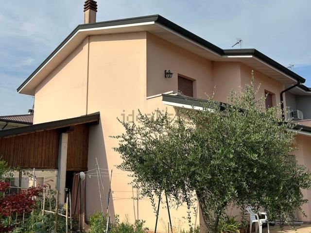 Casa in vendita a Nogara, Veneto