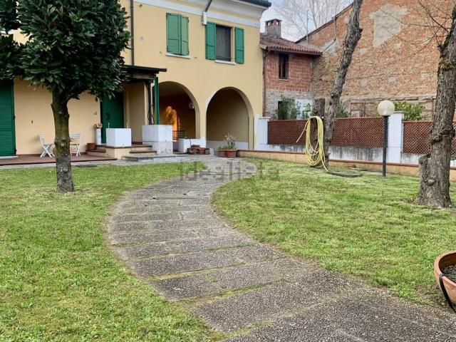 Casa in vendita a Gazzuolo, Lombardia