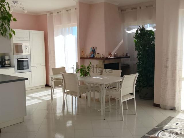 Casa in vendita a Fabrica Di Roma, Lazio