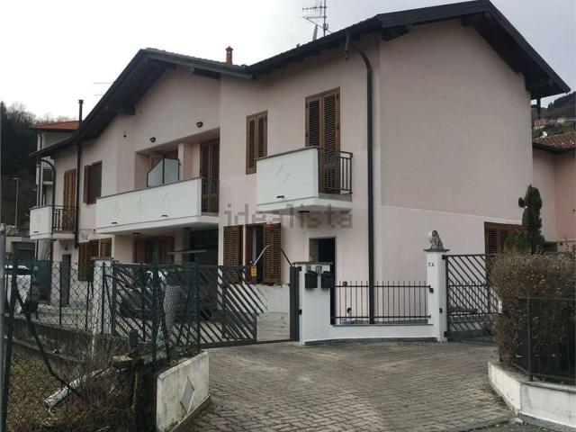 Casa in vendita a Comunità Montana del Piambello, Lavena Ponte Tresa