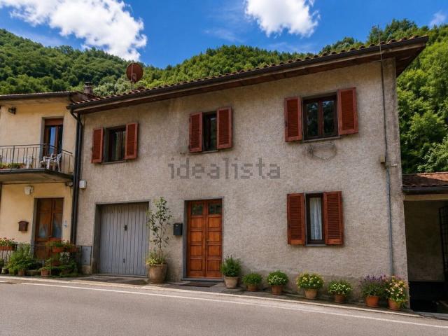 Casa in vendita a Stazzema, Toscana
