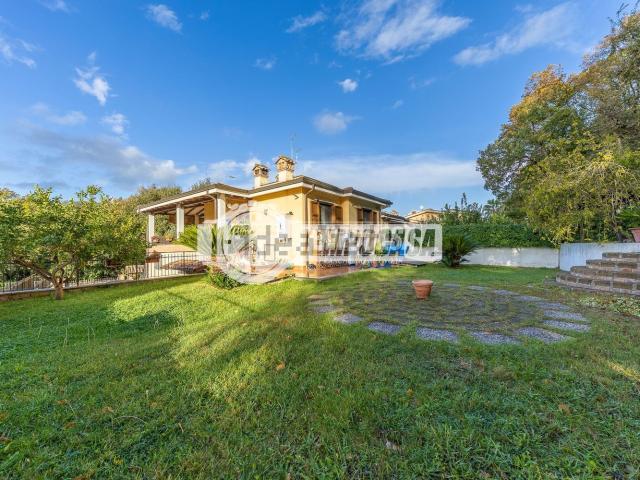 Casa in vendita a Roma Capitale, Lazio