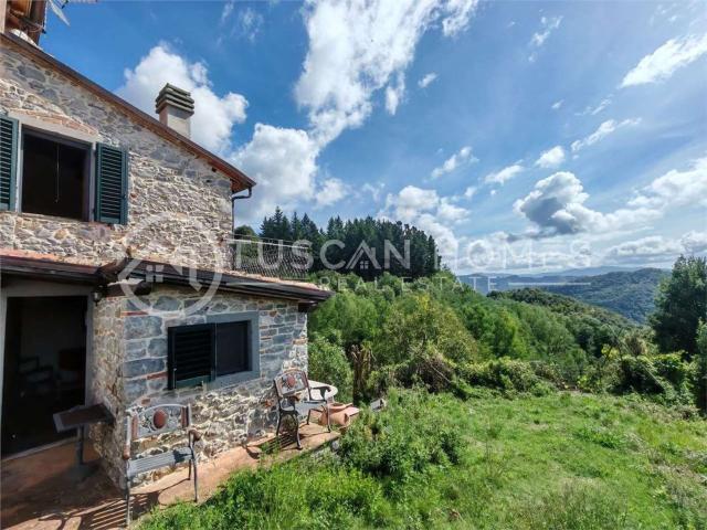 Casa in vendita a Unione dei comuni Media Valle del Serchio, Coreglia Antelminelli