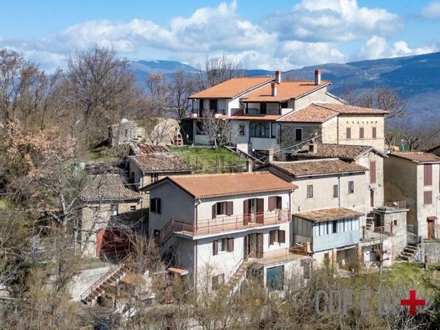 Casa in vendita a Campolano, Pescorocchiano