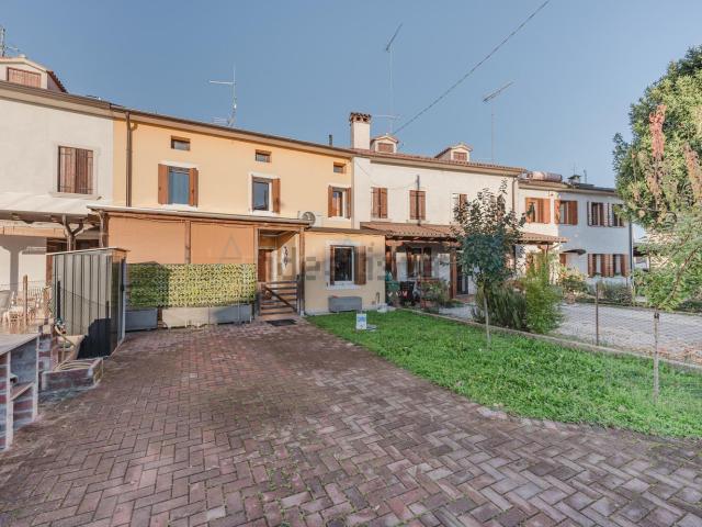Casa in vendita a Godega Sant'urbano, Veneto