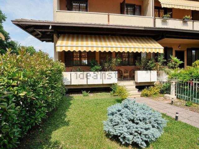 Casa in vendita a Zona Ovest, Brescia