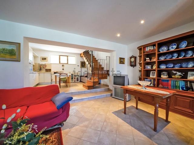 Casa in vendita a Unione dei Comuni Montani Amiata Grossetana, Castell'azzara