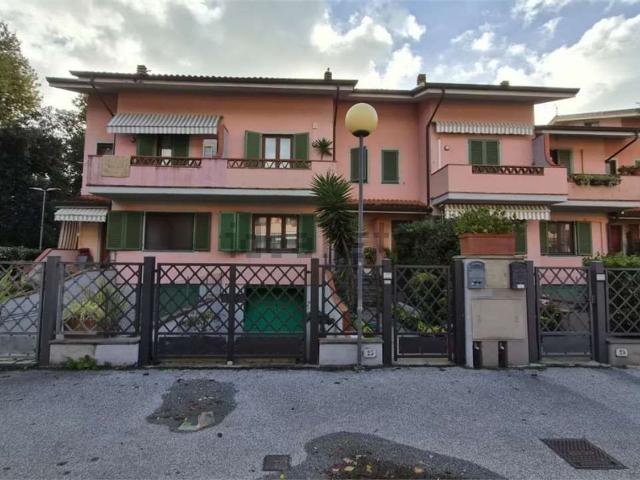 Casa in vendita a Vittoria Apuana, Forte Dei Marmi