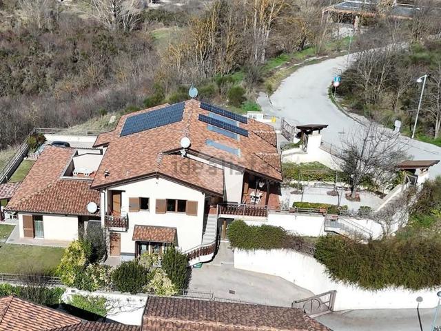 Casa in vendita a Tornimparte, Abruzzo