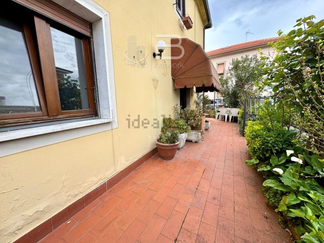 Casa in vendita a Le Case, Montevettolini