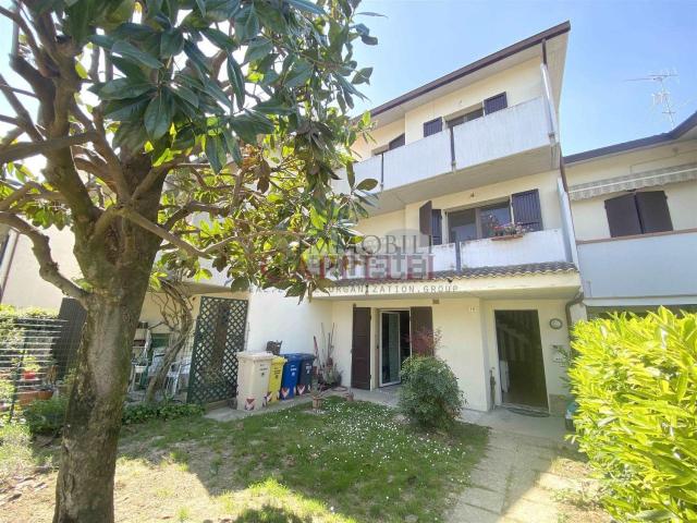 Casa in vendita a Unione di Comuni della Romagna Forlivese, Quattro