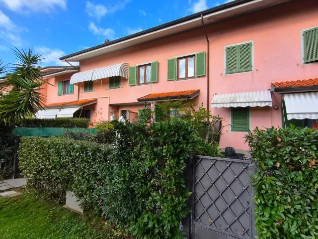 Casa in vendita a Vittoria Apuana, Forte Dei Marmi