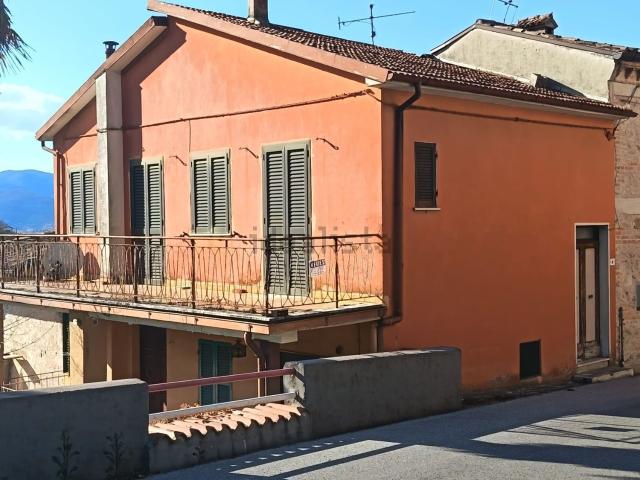 Casa in vendita a Sant'Elia, Rieti