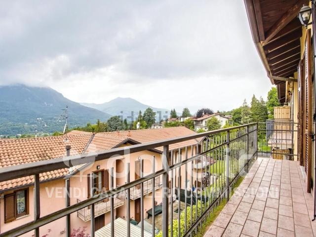 Casa in vendita a Comunità Montana del Piambello, Cunardo