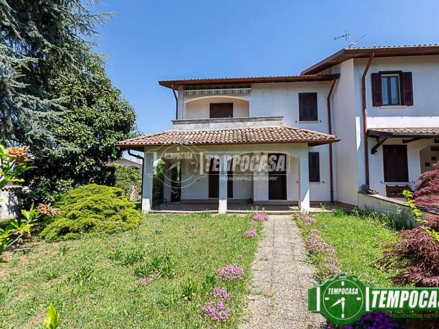 Casa in vendita a Castiglione D'adda, Lombardia