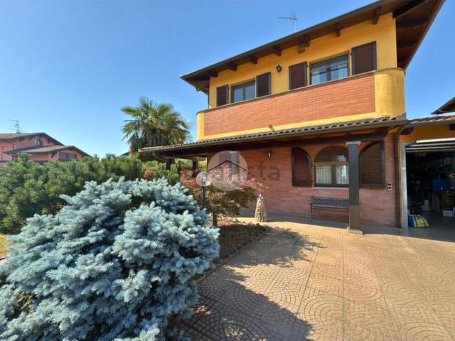 Casa in vendita a Borgo Vercelli, Vercelli