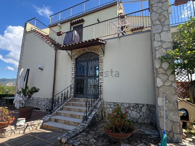 Casa in vendita a Pontecagnano, Campania