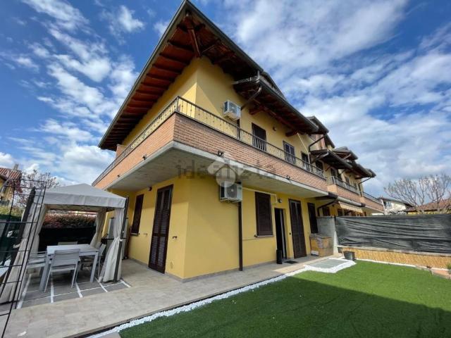 Casa in vendita a Dairago, Lombardia