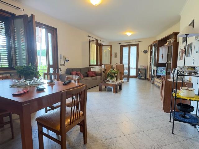 Casa in vendita a Pozzarello, Montevettolini