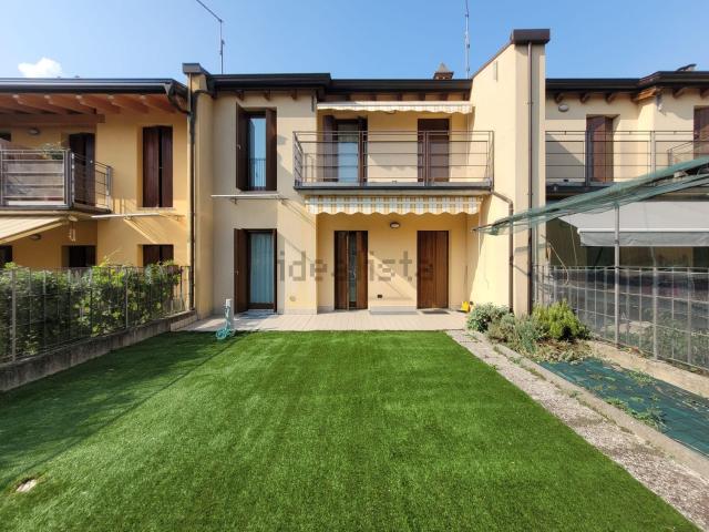 Casa in vendita a Comunità montana del Sebino bresciano, Pisogne